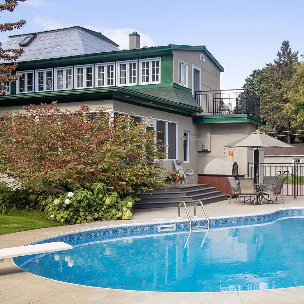 About HK Property Wealth